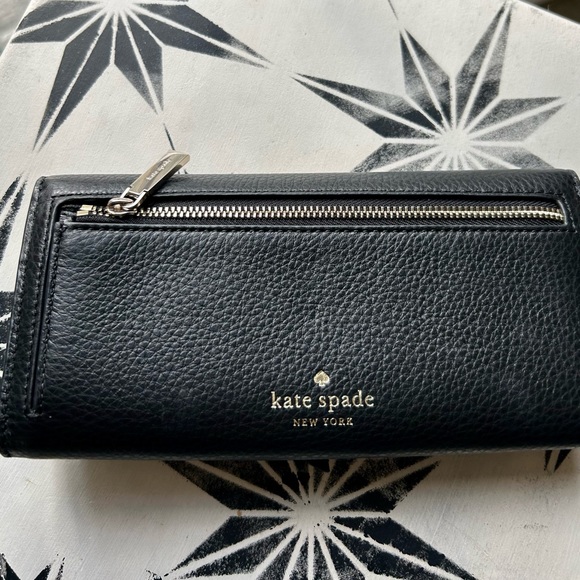 Kate Spade Wallet - Picture 2 of 6
